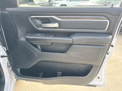 2020 RAM 1500 Big Horn Crew Cab 4x4 5'7' Box