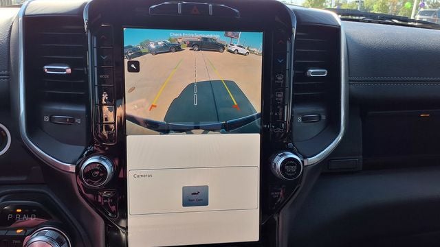 2023 RAM 1500 Laramie Crew Cab 4x4 5'7' Box