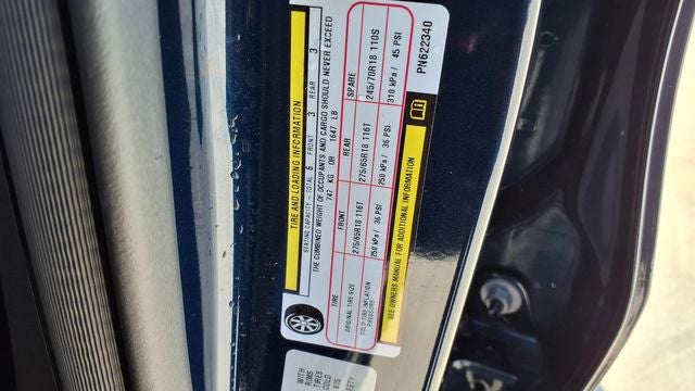 2023 RAM 1500 Laramie Crew Cab 4x4 5'7' Box