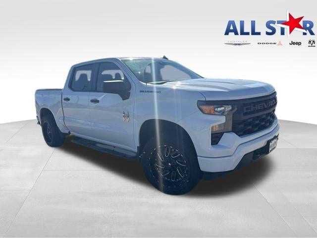 2022 Chevrolet Silverado 1500 2WD Crew Cab Short Bed Custom