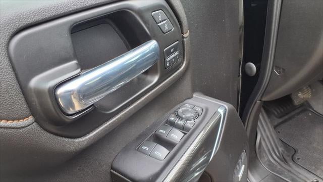 2022 GMC Sierra 2500HD 4WD Crew Cab Standard Bed AT4