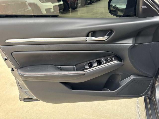 2024 Nissan Altima SR VC-Turbo FWD