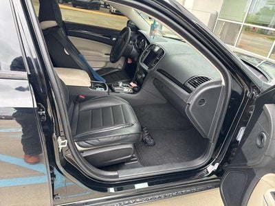 2023 Chrysler 300 Touring