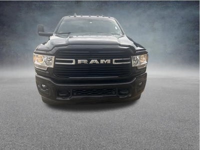 2020 RAM 3500 Big Horn Crew Cab 4x4 8' Box