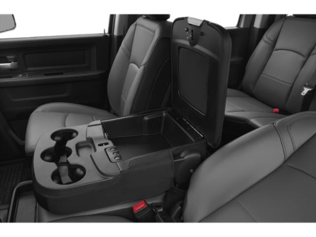 2020 RAM 3500 Big Horn Crew Cab 4x4 8' Box