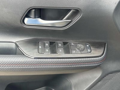 2025 Nissan Kicks SR FWD