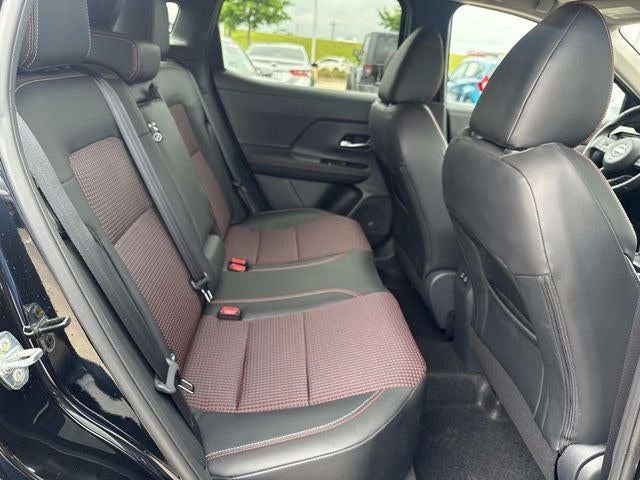 2025 Nissan Kicks SR FWD