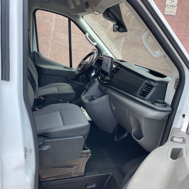 2025 Ford Transit-350 XLT 15 Passenger