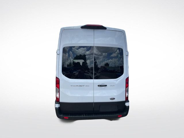 2025 Ford Transit-350 XLT 15 Passenger