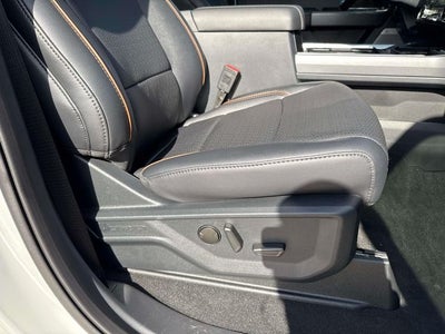 2025 Ford F-350SD Lariat