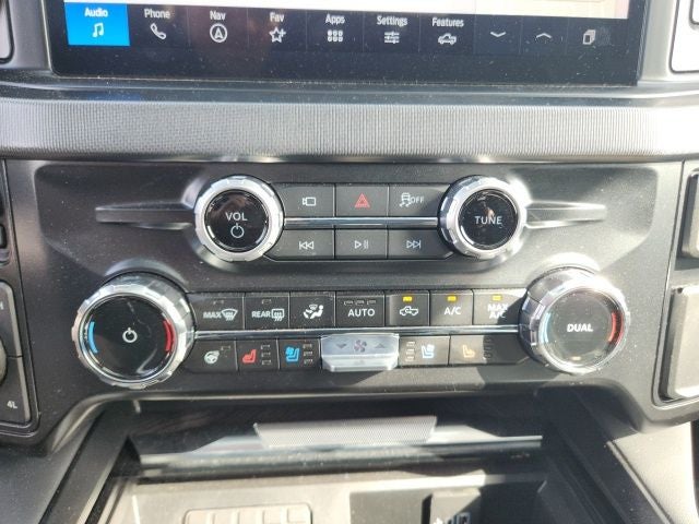 2025 Ford F-450SD Platinum DRW