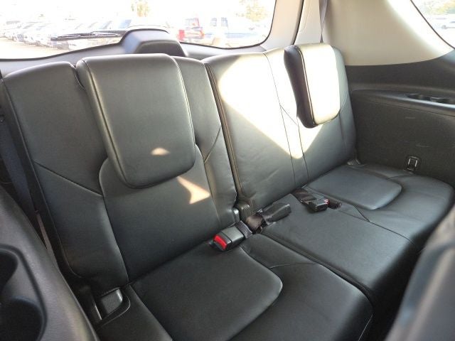 2023 INFINITI QX80 LUXE