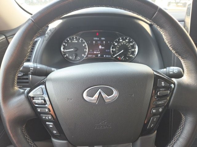 2023 INFINITI QX80 LUXE