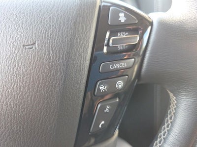 2023 INFINITI QX80 LUXE