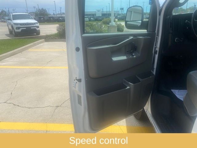 2016 Chevrolet Express 3500 LT Passenger