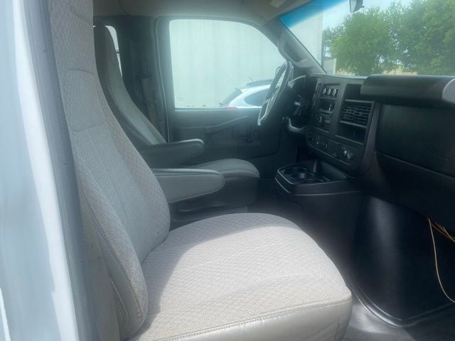 2016 Chevrolet Express 3500 LT Passenger