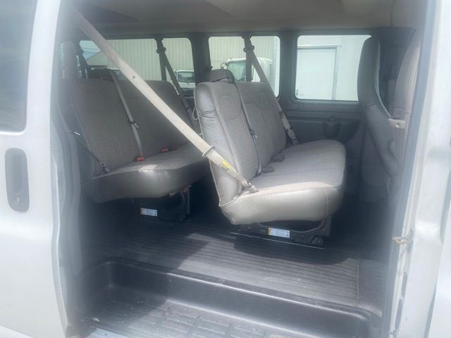 2016 Chevrolet Express 3500 LT Passenger