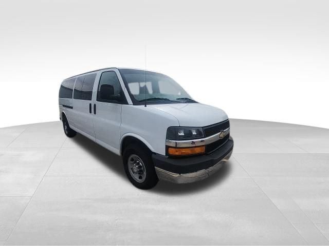 2016 Chevrolet Express 3500 LT Passenger