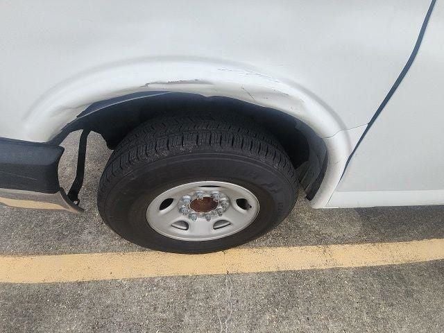 2016 Chevrolet Express 3500 LT Passenger