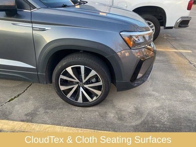 2024 Volkswagen Taos 1.5T SE