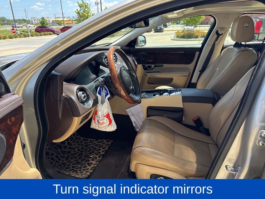 2016 Jaguar XJ R-Sport