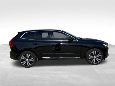 2023 Volvo XC60 B5 Plus Bright Theme