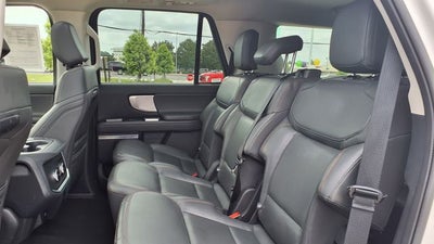 2025 Ford Expedition Active
