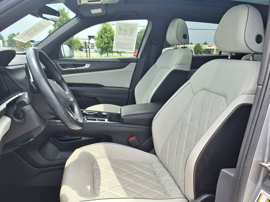2024 Volkswagen Atlas Cross Sport 2.0T SEL Premium R-Line