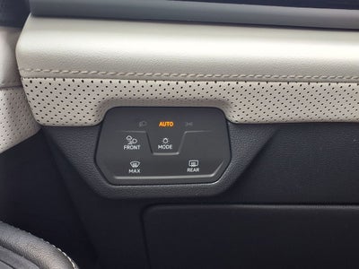 2024 Volkswagen Atlas Cross Sport 2.0T SEL Premium R-Line