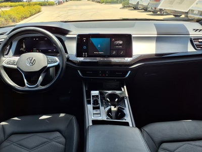 2025 Volkswagen Atlas Cross Sport 2.0T SE w/Technology