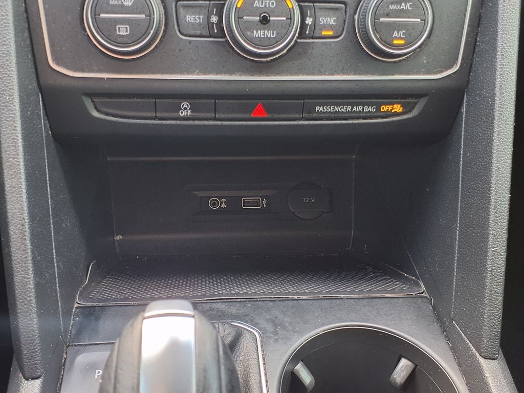2019 Volkswagen Atlas 2.0T SE w/Technology w/Technology