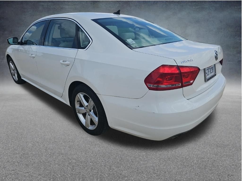 2014 Volkswagen Passat 1.8T SE