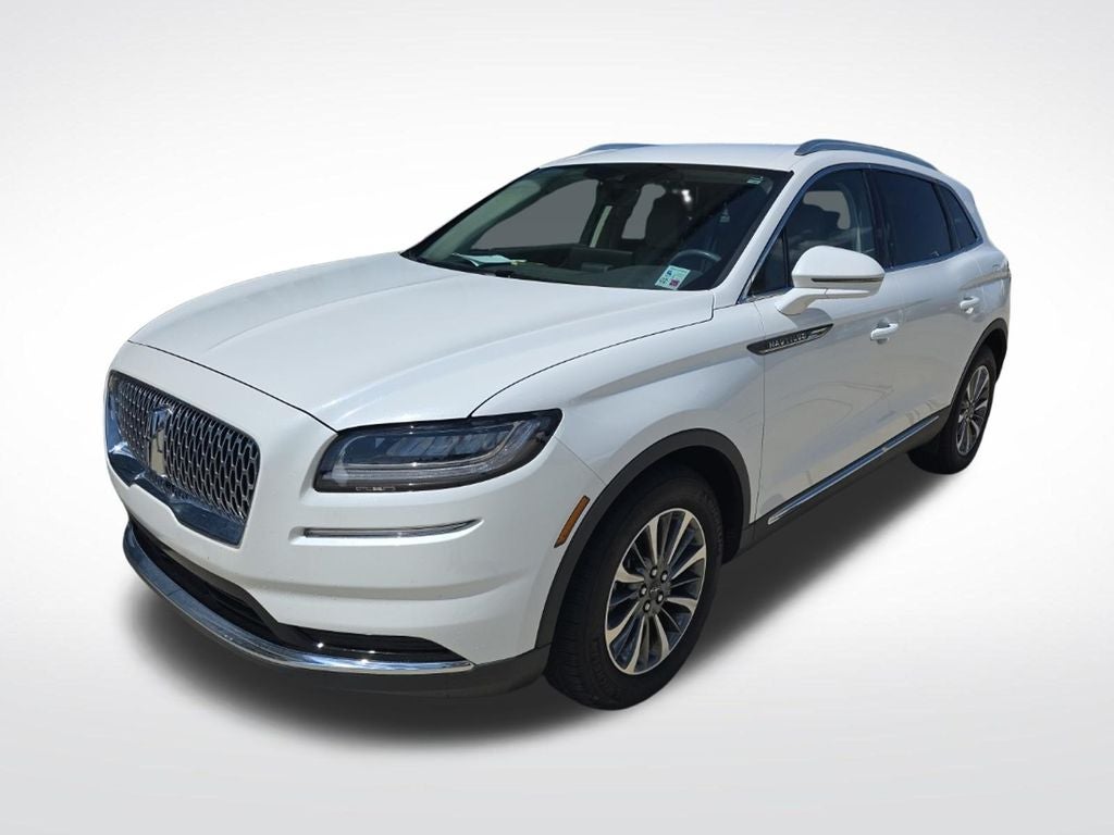 2022 Lincoln Nautilus Standard