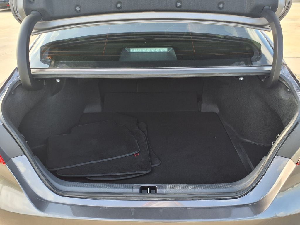 2024 Toyota Camry Hybrid SE