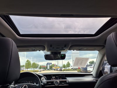 2018 Lexus IS 300