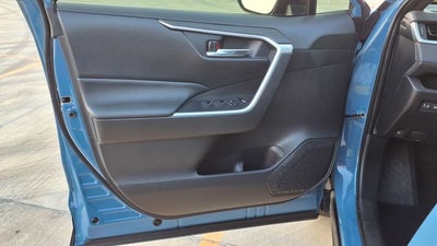 2024 Toyota RAV4 Hybrid SE