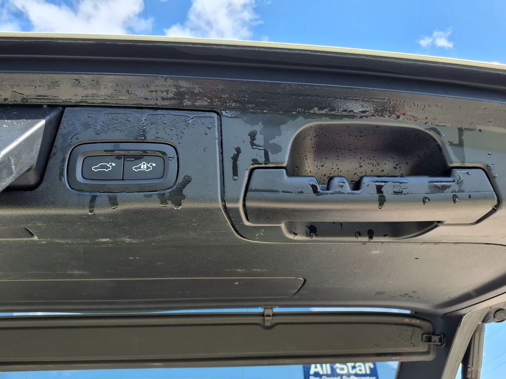 2019 Volvo XC60 T5 Momentum