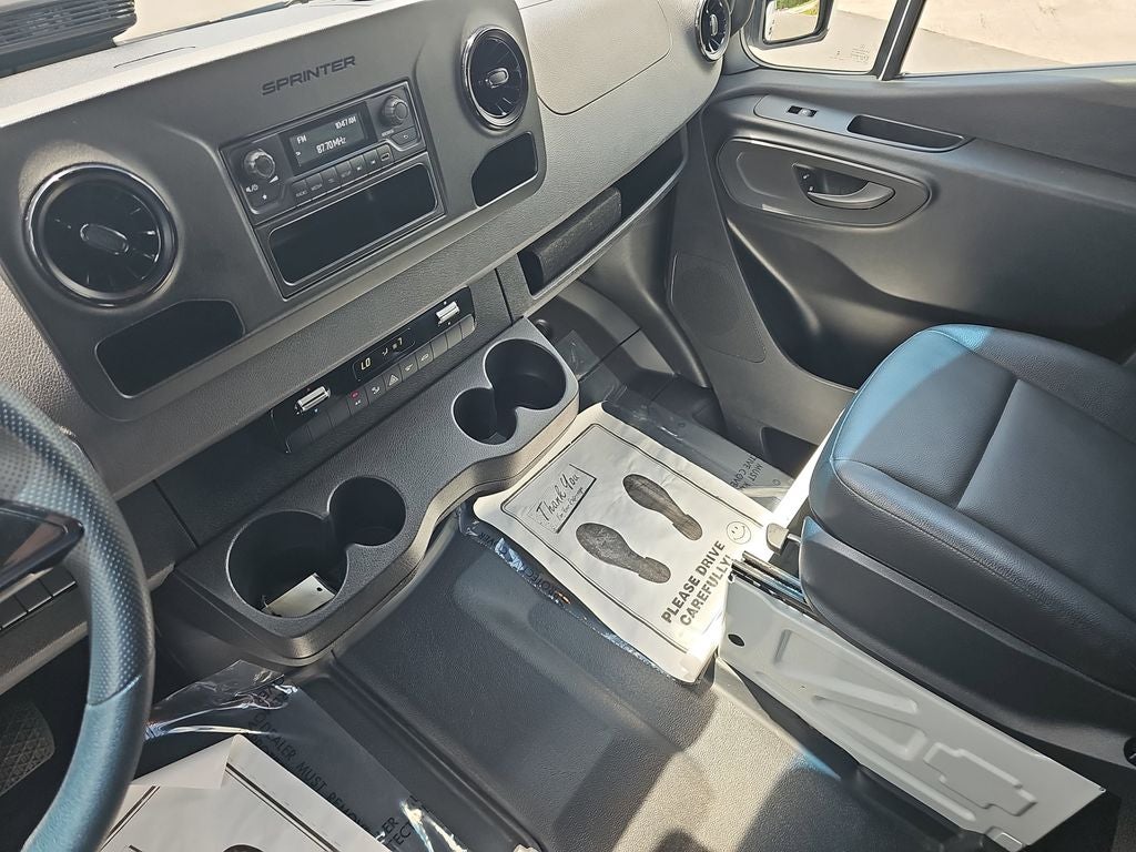 2025 Mercedes-Benz Sprinter 2500 Cargo 144 WB