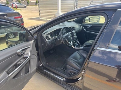 2015 Volvo S60 T5 Platinum
