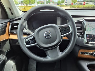 2024 Volvo XC90 B6 Plus Bright Theme 6-Seater