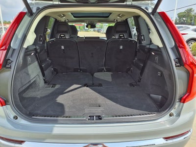 2024 Volvo XC90 B6 Plus Bright Theme