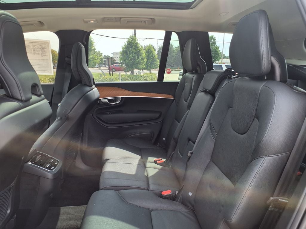 2024 Volvo XC90 B6 Plus Bright Theme