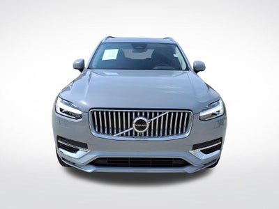 2024 Volvo XC90 B6 Plus Bright Theme