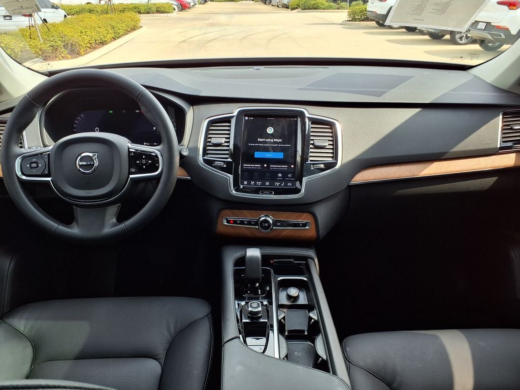2024 Volvo XC90 B6 Plus Bright Theme
