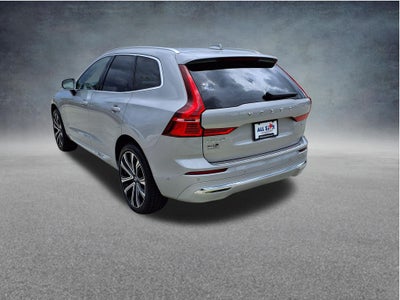 2023 Volvo XC60 B5 Ultimate Bright Theme