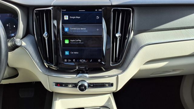 2023 Volvo XC60 B5 Plus Dark Theme