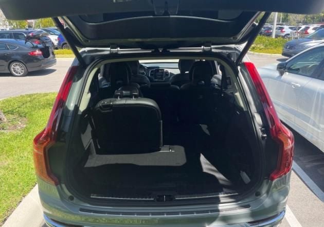 2024 Volvo XC90 B5 Core