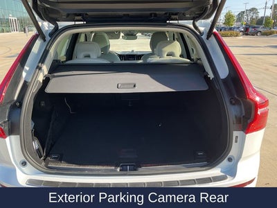 2023 Volvo XC60 B5 Ultimate Bright Theme