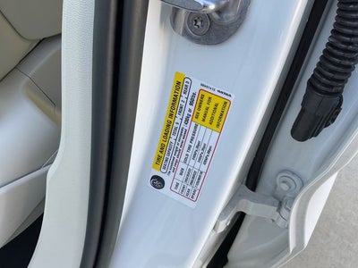 2023 Volvo XC60 B5 Ultimate Bright Theme