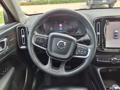 2023 Volvo XC40 Ultimate